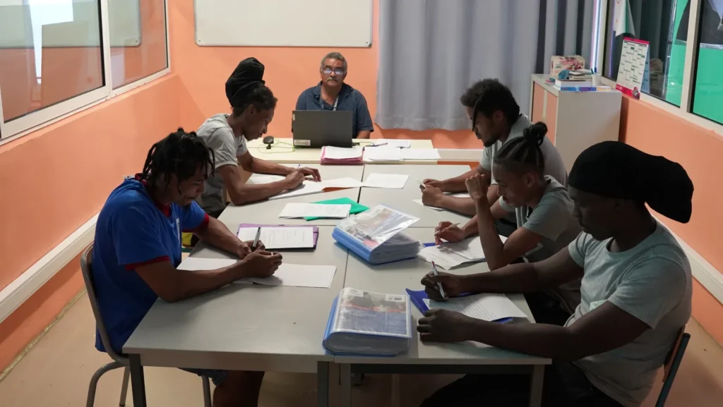 Cours en petit groupe avec le formateur