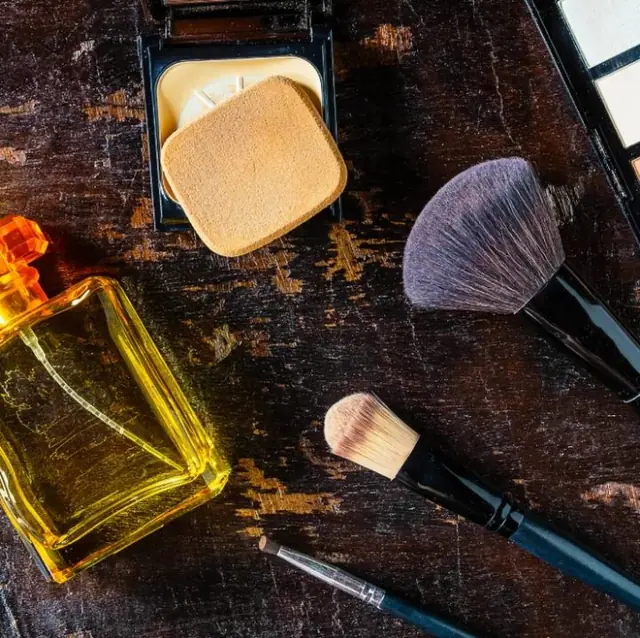 CAP Esthétique, cosmétique, parfumerie